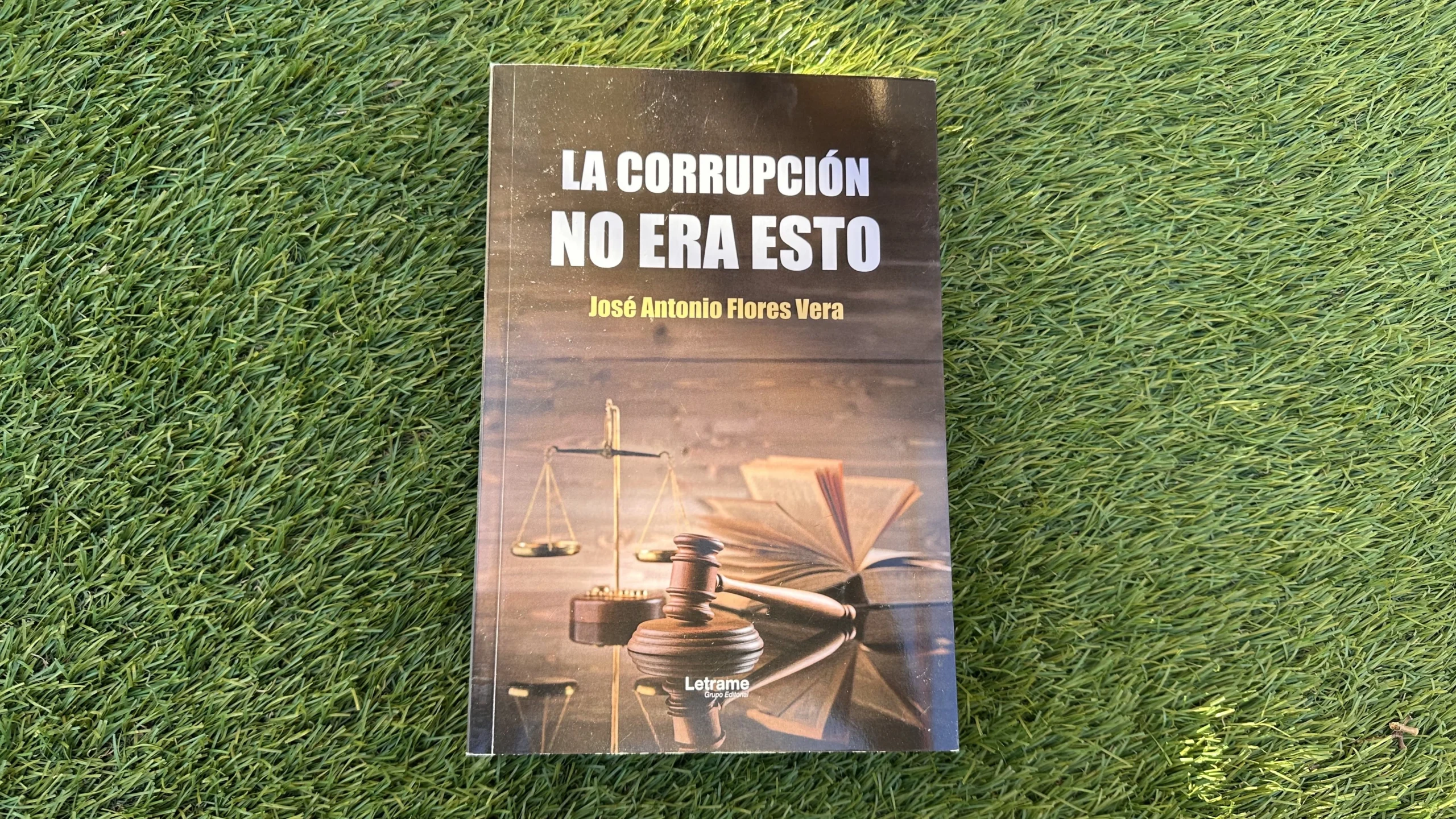 José Antonio Flores Vera retrata una visión diferente de la corrupción en su nueva novela