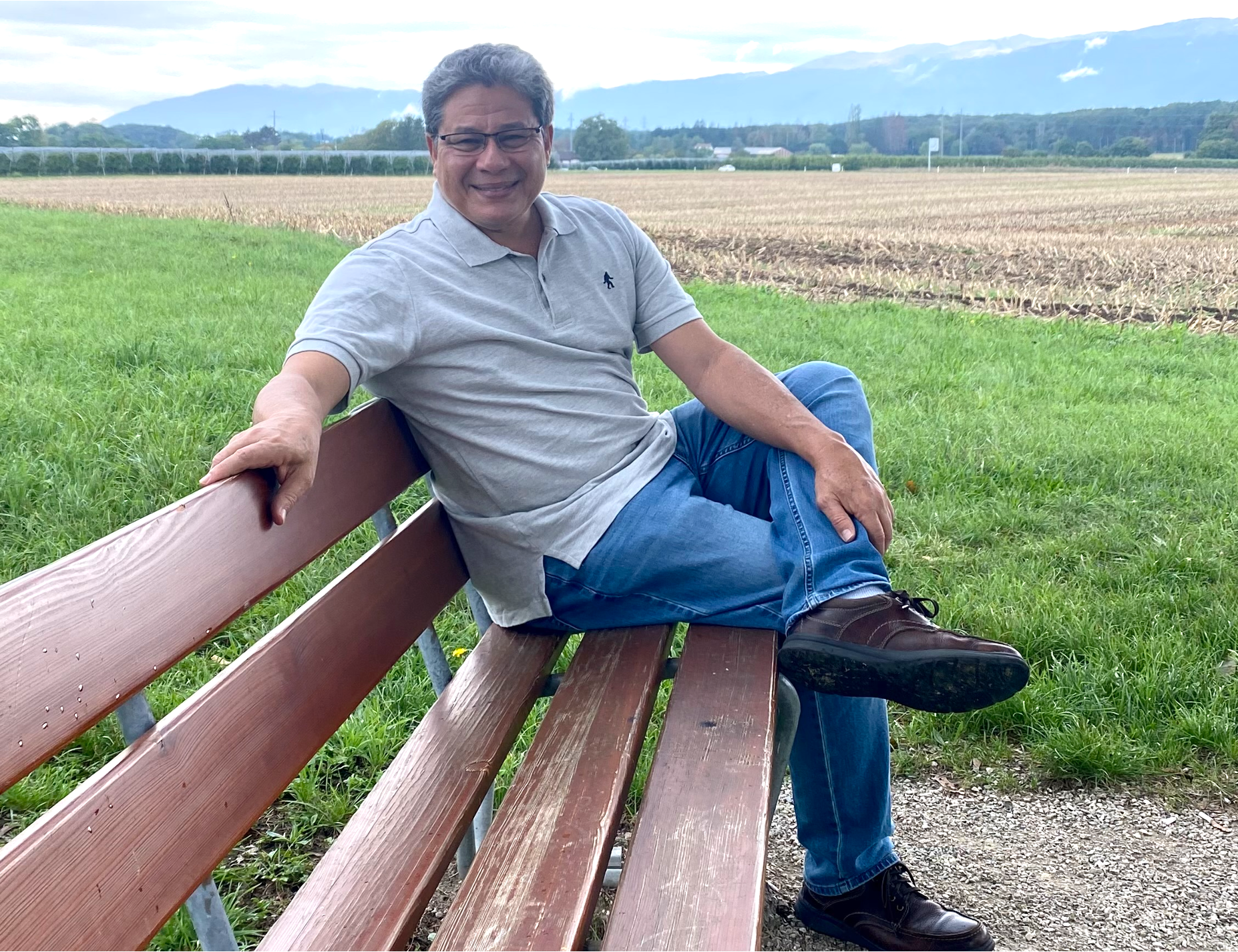 Alejandro Prado Jatar consolida su voz literaria con Cuentos breves para una larga espera